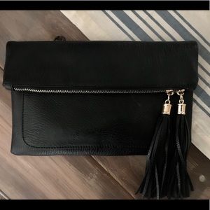 ❌SOLD❌ Black tassel clutch
